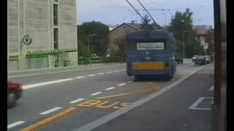 成人手扶脚踏电车视频,轻松便捷的绿色出行新选择