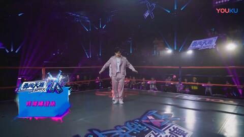 浪漫樱花成人街舞视频大全,成人街舞视频大全精彩呈现