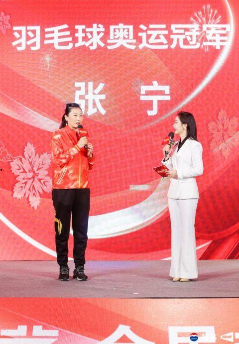 舞蹈成人活动热身视频,成人活动前的活力启动指南